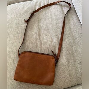 VILENCA HOLLAND | Brown Genuine Leather Crossbody Purse
